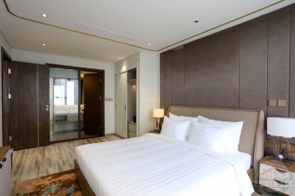 Elegant 2BR Apartment in Giang Vo, Ba Dinh: Luxury with Gym & Pool 14