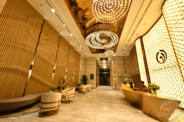 Elegant 2BR Apartment in Giang Vo, Ba Dinh: Luxury with Gym & Pool 4