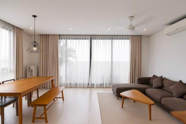 Elegant 3 Bedroom Lake View Apartment for Rent in Hanoi - Ba Mau Lake