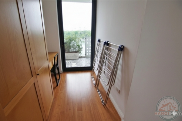 Elegant 3 Bedroom Lake View Apartment for Rent in Hanoi - Ba Mau Lake 9