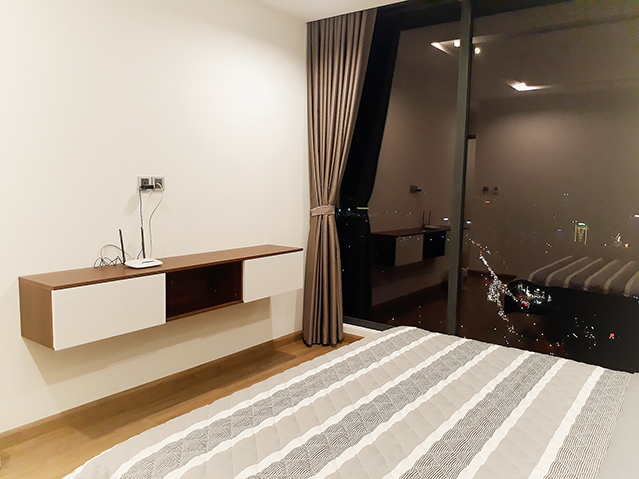 *Elegant & Beautiful View Three Bedroom Apartment For Rent in Vinhomes Metropolis* 10
