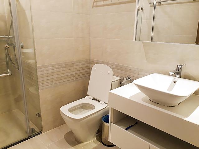 *Elegant & Beautiful View Three Bedroom Apartment For Rent in Vinhomes Metropolis* 12