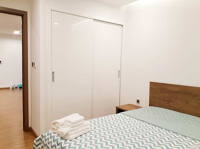 *Elegant & Beautiful View Three Bedroom Apartment For Rent in Vinhomes Metropolis* 8