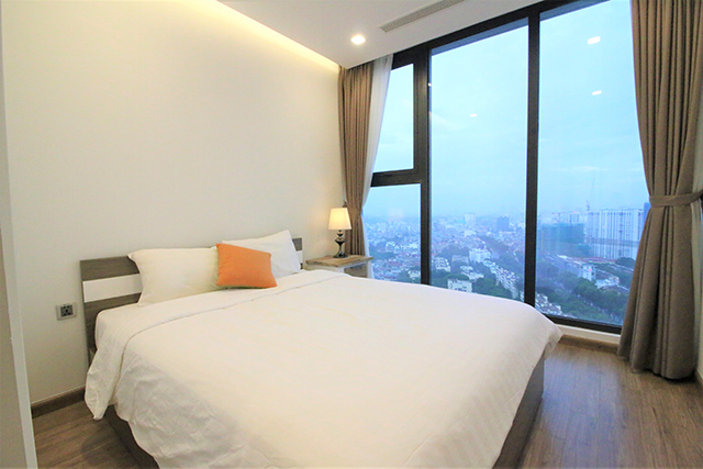 *Elegant & Beautiful View Three Bedroom Apartment For Rent in Vinhomes Metropolis* 19