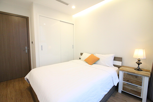 *Elegant & Beautiful View Three Bedroom Apartment For Rent in Vinhomes Metropolis* 20