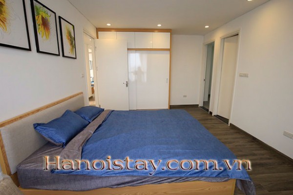 *Elegant & Bright Three Bedroom Apartment Rental in Hong Kong Tower, Modern Amenities* 2