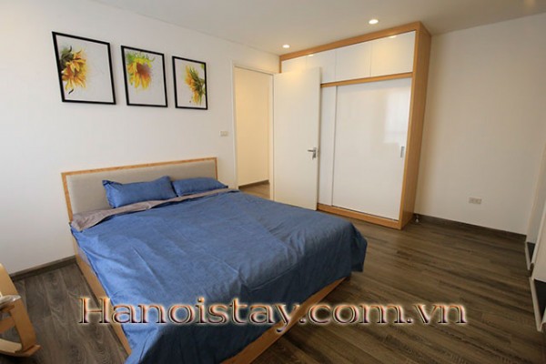 *Elegant & Bright Three Bedroom Apartment Rental in Hong Kong Tower, Modern Amenities* 4