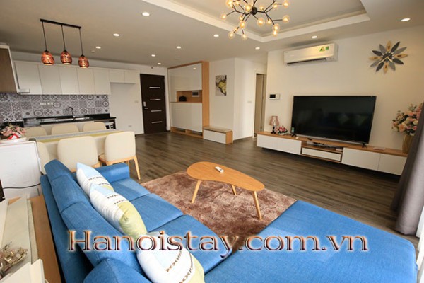 *Elegant & Bright Three Bedroom Apartment Rental in Hong Kong Tower, Modern Amenities* 6