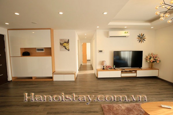 *Elegant & Bright Three Bedroom Apartment Rental in Hong Kong Tower, Modern Amenities* 25