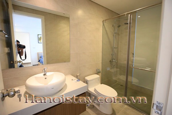 *Elegant & Bright Three Bedroom Apartment Rental in Hong Kong Tower, Modern Amenities* 28