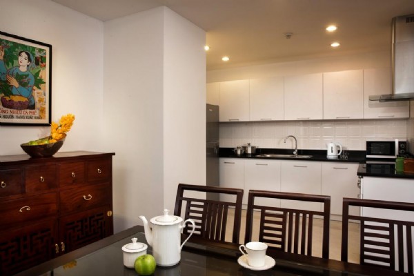 Elegant Suites Westlake 11