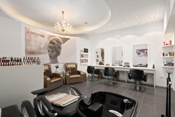 Elegant Suites Westlake 16