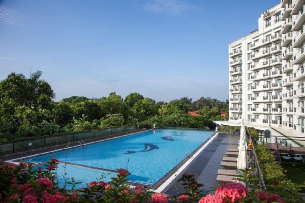 Elegant Suites Westlake 25