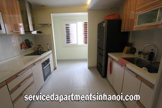 Elegant Three Bedroom Apartment for rent in Giang Vo street, Ba Dinh 10