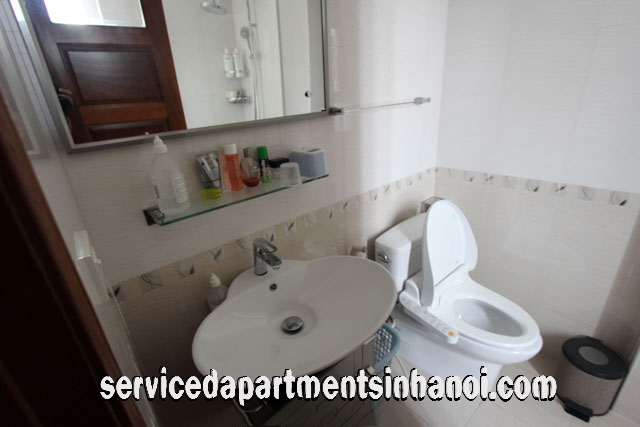 Elegant Three Bedroom Apartment for rent in Giang Vo street, Ba Dinh 16