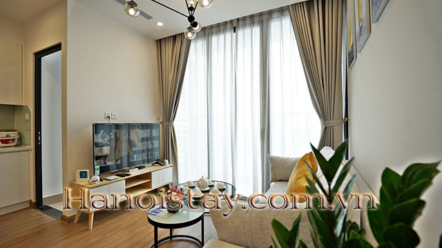 *Enjoy Amazing Sunny 2 Bedroom Apartment for rent in vinhomes Skylake Pham Hung* 3
