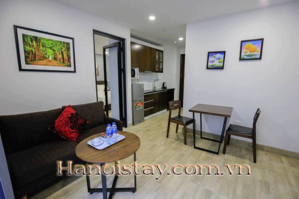 Enjoy Deluxe Central Apartment in Cau Giay District, Urban Hanoi 5