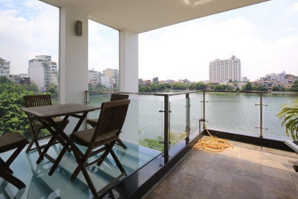 *Enjoy living in the ultimate Lake View 03 Bedroom Apartment rental in Quang An street, Tay Ho*