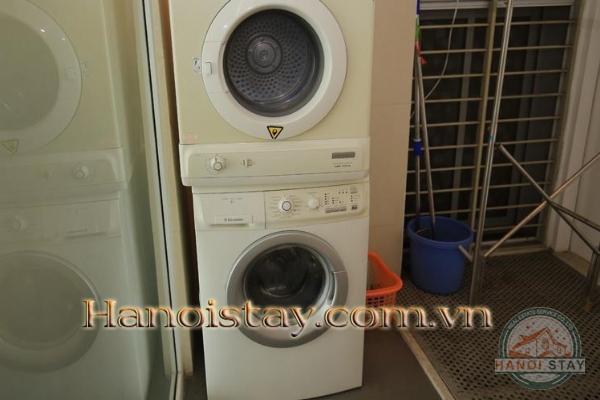 *Enjoy living in the ultimate Lake View 03 Bedroom Apartment rental in Quang An street, Tay Ho* 8