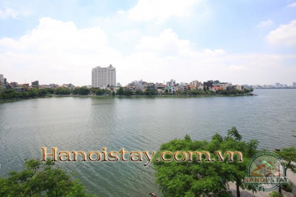 *Enjoy living in the ultimate Lake View 03 Bedroom Apartment rental in Quang An street, Tay Ho* 9