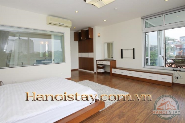 *Enjoy living in the ultimate Lake View 03 Bedroom Apartment rental in Quang An street, Tay Ho* 19