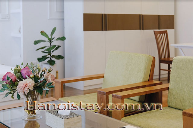 Enjoy Modern Serviced Apartment Rental Near Truc Bach Lake 10