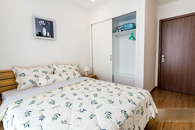 *Enjoy Perfect Two Bedroom Apartment For Rent in Vinhomes Skylake Pham Hung* 9
