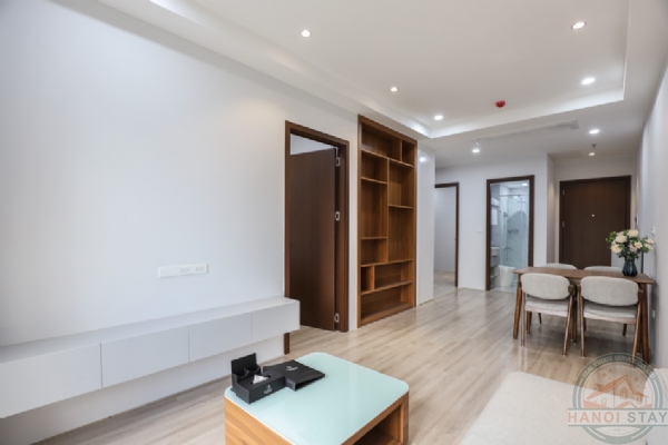 Experience Comfort: Balcony & Deluxe 2BR Apartment in Nui Truc Area, Ba Dinh 4