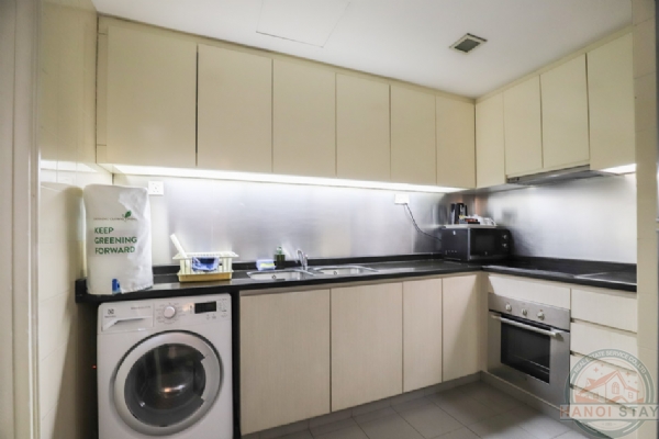 Experience Luxury Living: Central 3BR Apartment for rent in Hai Ba Trung street, Hoan Kiem District 25