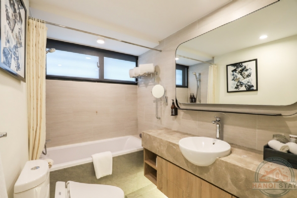 Experience Luxury Living: Central 3BR Apartment for rent in Hai Ba Trung street, Hoan Kiem District 29