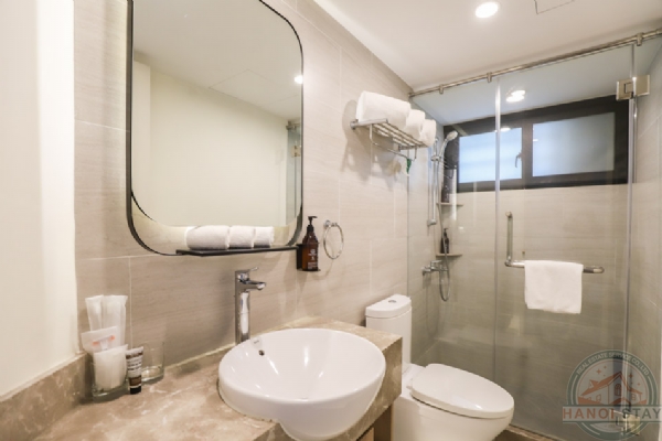 Experience Luxury Living: Central 3BR Apartment for rent in Hai Ba Trung street, Hoan Kiem District 34