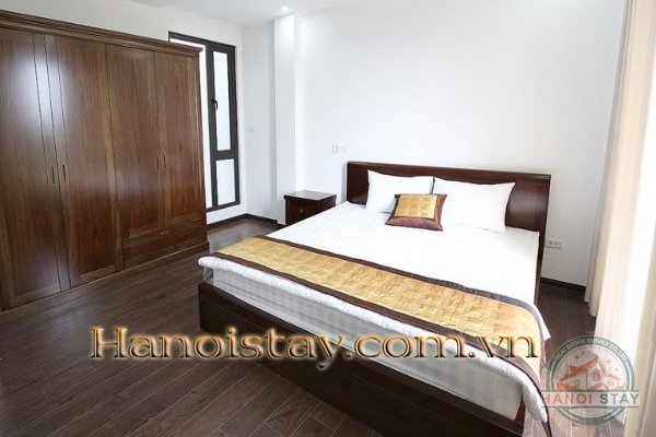 *Experience super bright 2 bedroom apartment rental in Xuan Dieu street, Tay Ho* 11