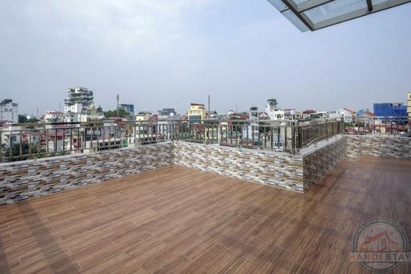 *Extensive balcony, magnificent, sun-soaked Apartment for rent in Yen Phu Area, Tay Ho* 4