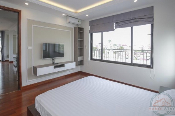 *Extensive balcony, magnificent, sun-soaked Apartment for rent in Yen Phu Area, Tay Ho* 15