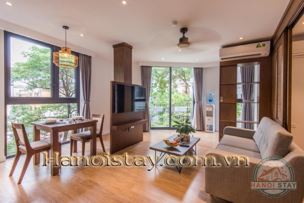*Fantastically contemporary Serviced Apartment Rental in Linh Lang str, Ba Dinh, walking to Lotte Tower* 1