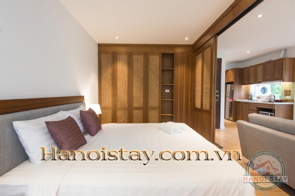 *Fantastically contemporary Serviced Apartment Rental in Linh Lang str, Ba Dinh, walking to Lotte Tower* 16