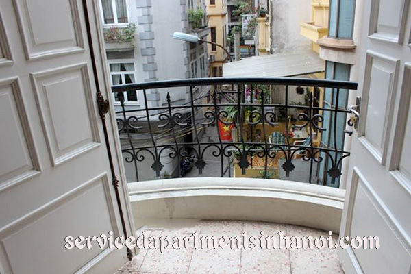 French style Studio apartment for rent in Quan Thanh st, Ba Dinh 9