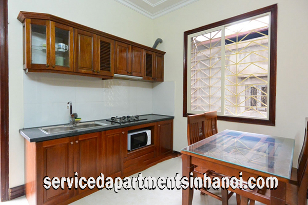 Full of light Apartment For Rent in Ba Dinh district, Cheap Price 3