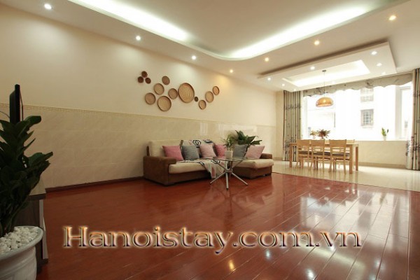 Full of Light Two bedroom Apartment for rent in Au Co street, Close to West Lake 11