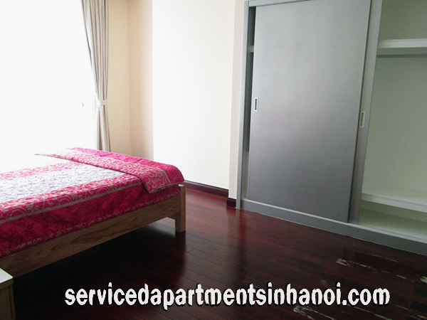 Fully furnished Two bedroom Apartment for rent in R1, Royal City Vinhomes, Reasonable price 10