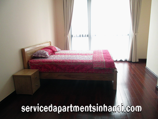 Fully furnished Two bedroom Apartment for rent in R1, Royal City Vinhomes, Reasonable price 9