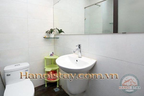 *Good price with Modern 2 Bedroom Apartment Rental in Xuan Dieu str, Tay Ho* 7