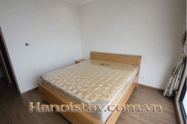 Good Size and Airy Three Bedroom Apartment Rental in HongKong Tower Building, Dong Da 3