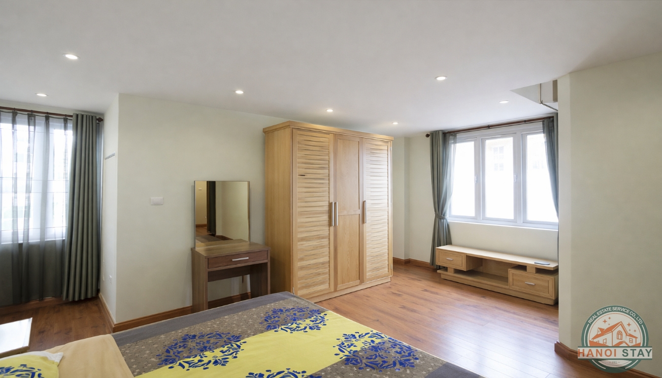 Good Size Apartment for rent in Kim Ma str, Ba Dinh 3