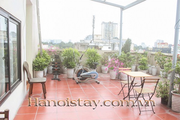 Good size Fully furnished Apartment for rent in Center of Hoan Kiem 3