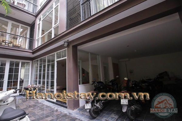 *Good size & Modern 03 Bedroom Apartment Rental in Xuan Dieu street, Tay Ho District* 15