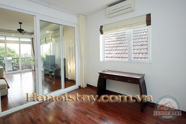 *Gorgeous 04 bedroom apartment for rent in Tay Ho Hanoi, Large living space* 5