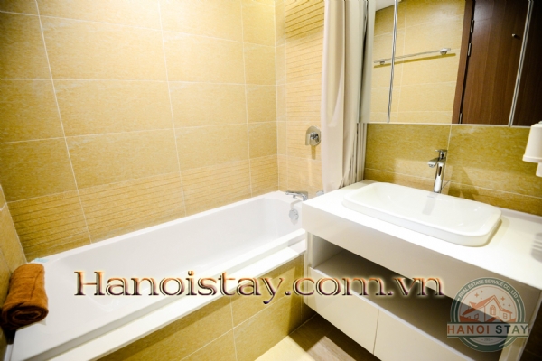 *Gorgeous Condo Apartment For Rent in Vinhomes Metropolis Lieu Giai, Ba Dinh District* 15