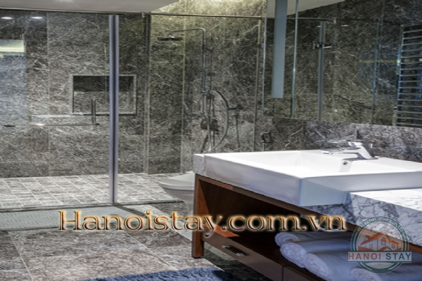 *Gorgeous Luxury 2 Bedroom Serviced Apartment For Rent in Truc Bach Area, Ba Dinh* 8