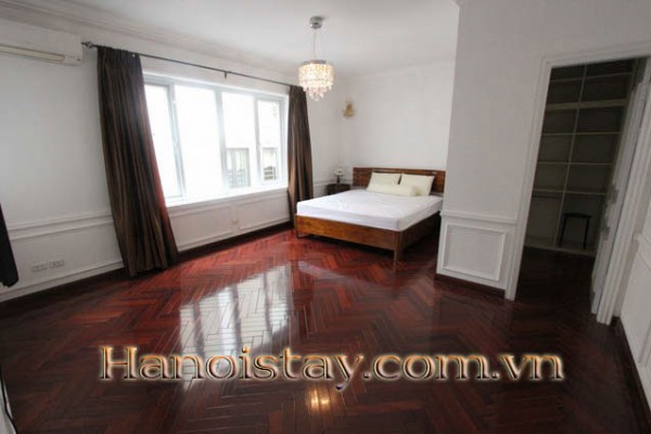 GORGEOUS PEACEFUL APARTMENT IN TAY HO// 2BR// SERVICES INCLUDED 3